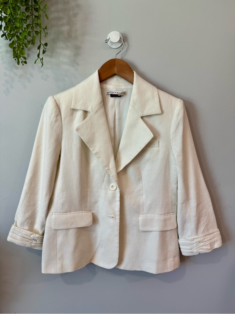 Alice + Olivia Cream Cropped Blazer Jacket Sz Xs